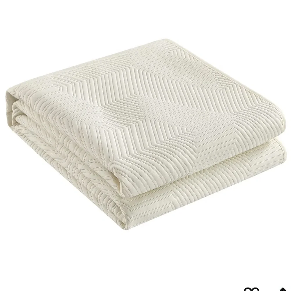 🆕 New York & Company Ridge 3 Piece Quilt Set - Queen - Cream